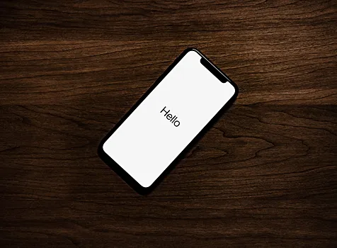 Во всем мире начали переходить на дорогие смартфоны с бюджетных