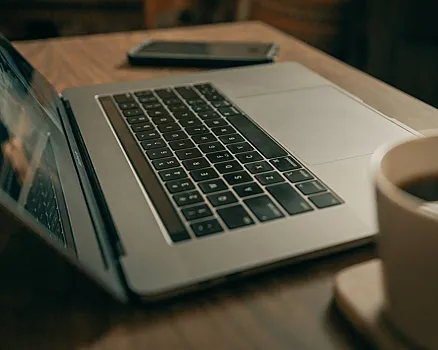 Компьютеры Apple атаковали через поддельные обновления