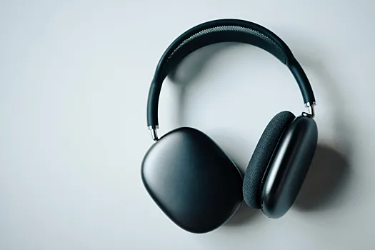 Супердорогие наушники AirPods Max могут получить USB-C